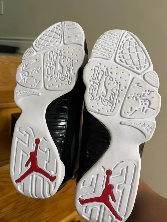 Jordan IX size 9.5 in Men's Shoes in Mississauga / Peel Region - Image 5