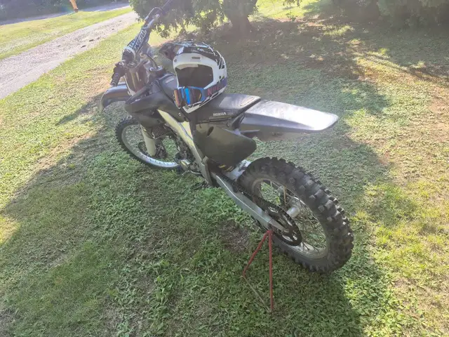 2003 Honda CRF450R in Dirt Bikes & Motocross in Sudbury - Image 3