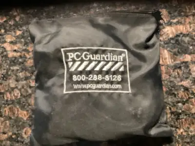 PC Guardian Anti Theft Notebook Security Cable Model 2000-95 NOS 00319 6200 New Never Used Cable Key...