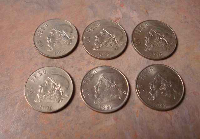 Mexico Un 1 Peso coins, $3 each in Hobbies & Crafts in Winnipeg