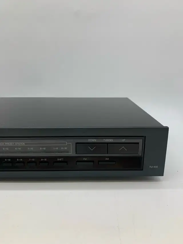 Denon TU-450 Vintage AM/FM Stereo Tuner - Tested in Stereo Systems & Home Theatre in City of Toronto - Image 5