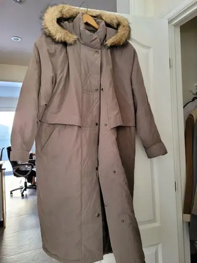 Ladies Northern Spirit Coat , Medium size - excellent condition. Smoke free/pet free home