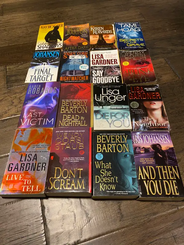 Assorted Hardcover & Softcover Books -Romance, Mystery, Suspense in Fiction in Brantford - Image 4