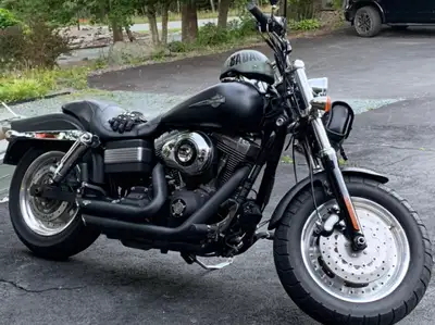 Price reduced. Selling my2009 Harley Davidson Fat Bob (Dyna) with extras. They no longer make the Fa...