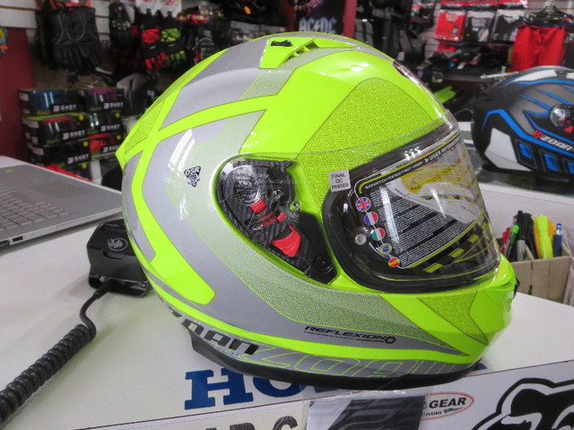 Zoan Blade SV Motorcycle Helmet Brand New RE-GEAR in Other in Oshawa / Durham Region