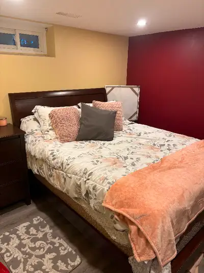 Bedroom set (frame, box spring, mirror and 6 drawer dresser)