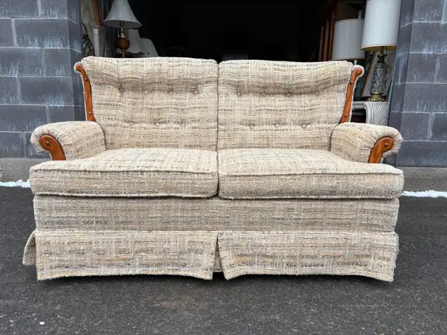 Love Seat in Couches & Futons in Peterborough - Image 9