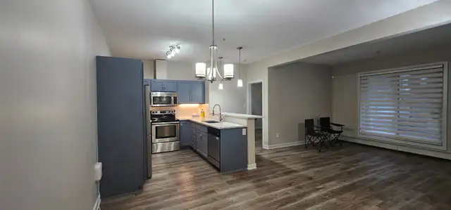 Move-In Ready 2-Bed, 2-Bath Condo in Ambleside in Long Term Rentals in Edmonton - Image 11