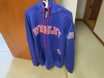 Chicago Cubs, Wrigley field, 100th anniversary hoodie Men's lrge, View more