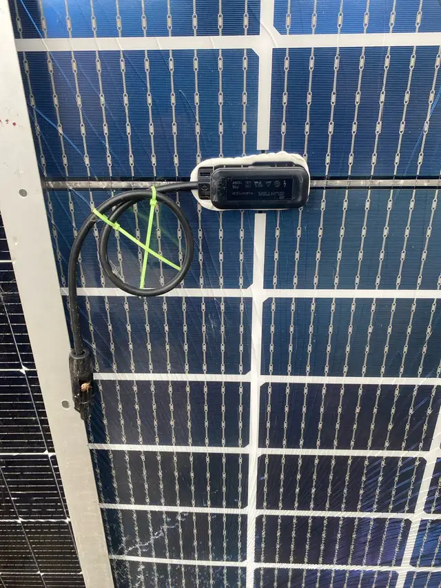 Solar Panels571057956497008644
