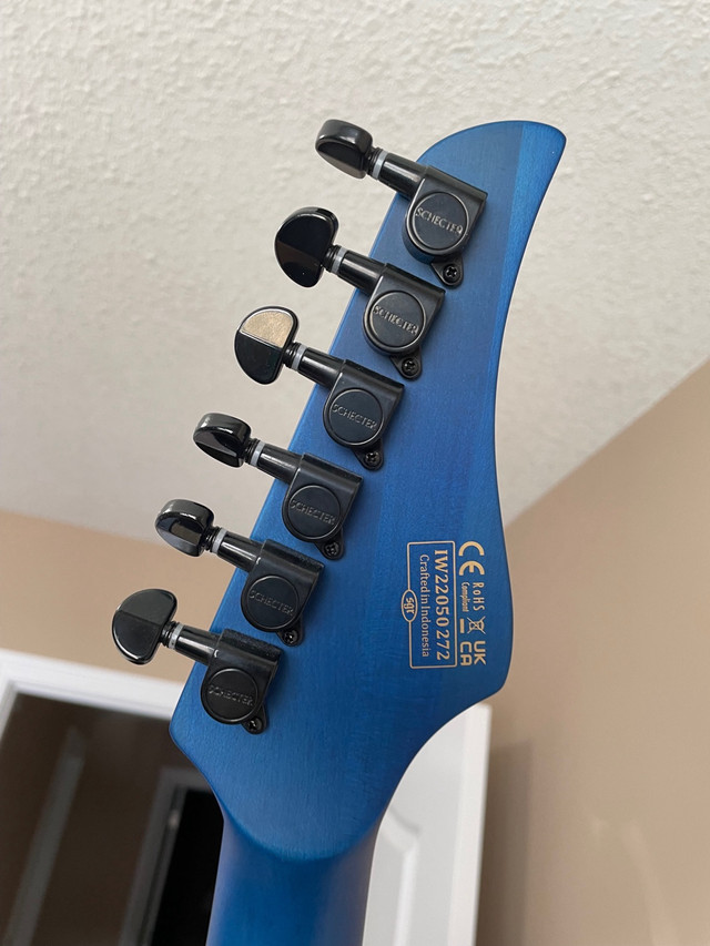 2022 Schecter GT-6 Banshee  in Guitars in Medicine Hat - Image 2