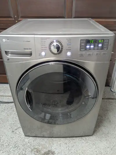 Dryer Electric LG with Pedestal (also stackable) - Like New, View more