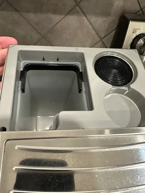 Kitchen Appliances in Coffee Makers in Mississauga / Peel Region - Image 8