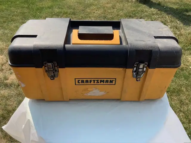 CRAFTSMAN TOOL BOX.64519991073539120