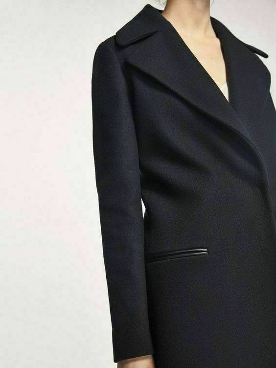 Massimo Dutti Zara Group Black Leather Detail Wool Coat Size 4 dans Femmes - Hauts et vêtements d'extérieur  à Ville de Montréal