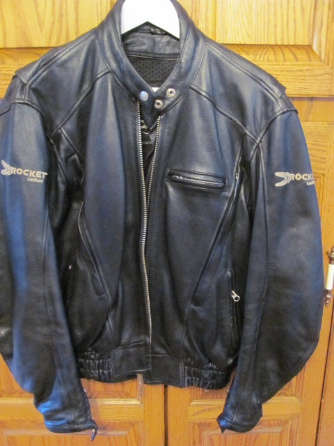 Joe Rocket Motorcycle Leather Jacket in Other in Edmonton - Image 2