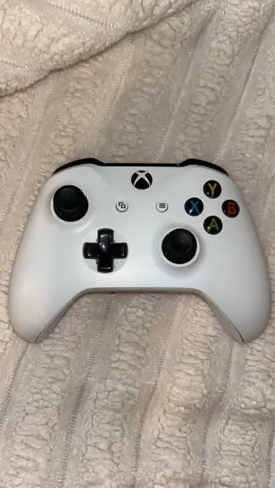 Xbox controller, View more