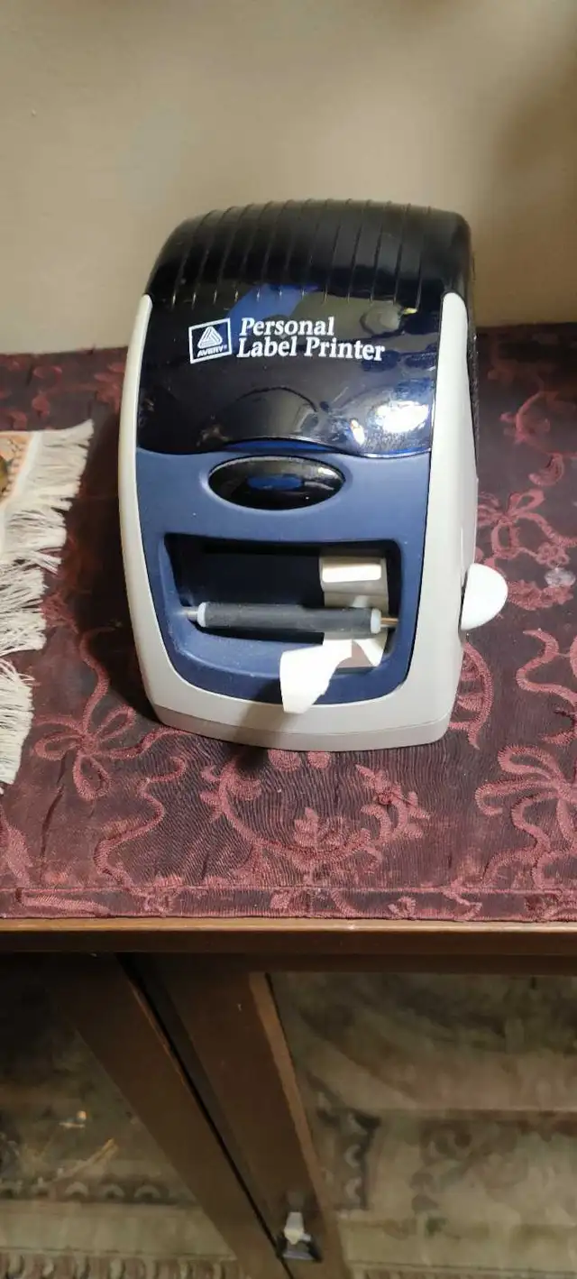 Avery Personal Label Printer in Printers, Scanners & Fax in City of Toronto - Image 2