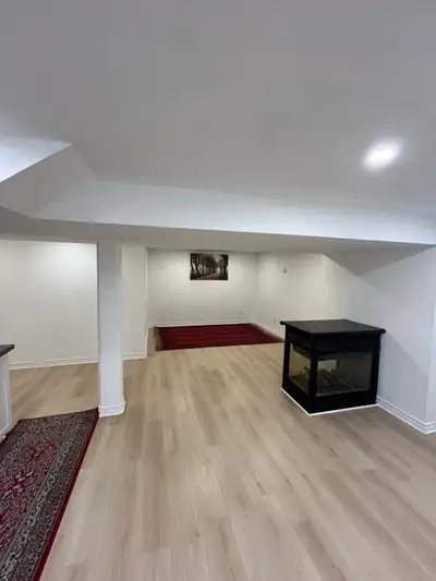 Spacious and well-maintained 2-bedroom, 1-bathroom basement unit in a quiet neighbourhood. Close to...