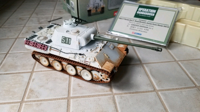 Corgi diecast German Panther tank  1:50 ww2 dans Art et objets de collection  à Lévis