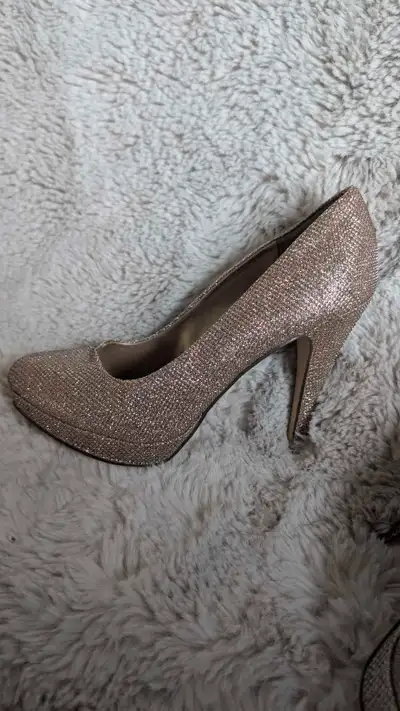 gold high heels, View more