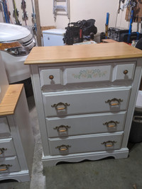 Pine wood dresser set