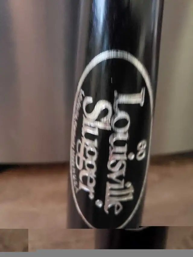 Louisville Slugger WAR CLUB Baseball Bat  in Baseball & Softball in Barrie - Image 5