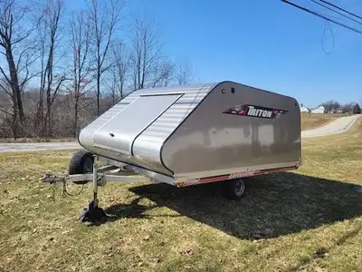 Looking for a 11 or 12 foot double snowmobile for two 137 inch skidoos Preferably white or grey Blac...