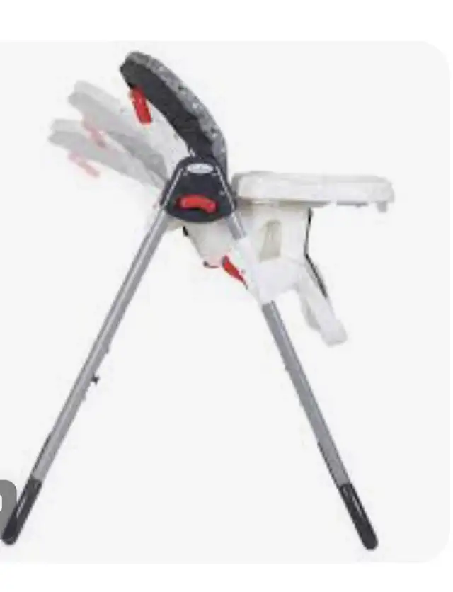 Baby Trend High Chair in Feeding & High Chairs in Mississauga / Peel Region - Image 4