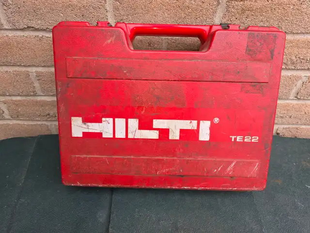 The Hilti TE 22 Corded SDS Plus Rotary Hammer Drill Plastic Case in Power Tools in Windsor Region - Image 8