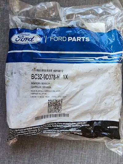 Brand new Ford Oem nox sensor for 2011-2012 6.7 diesel super duty.