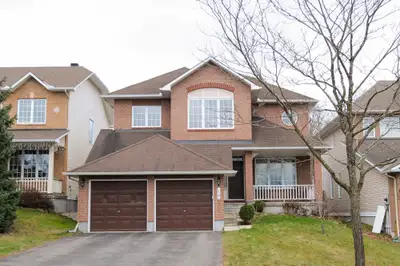 Detached house backing into park for rent in Kanata (Bridlewood)