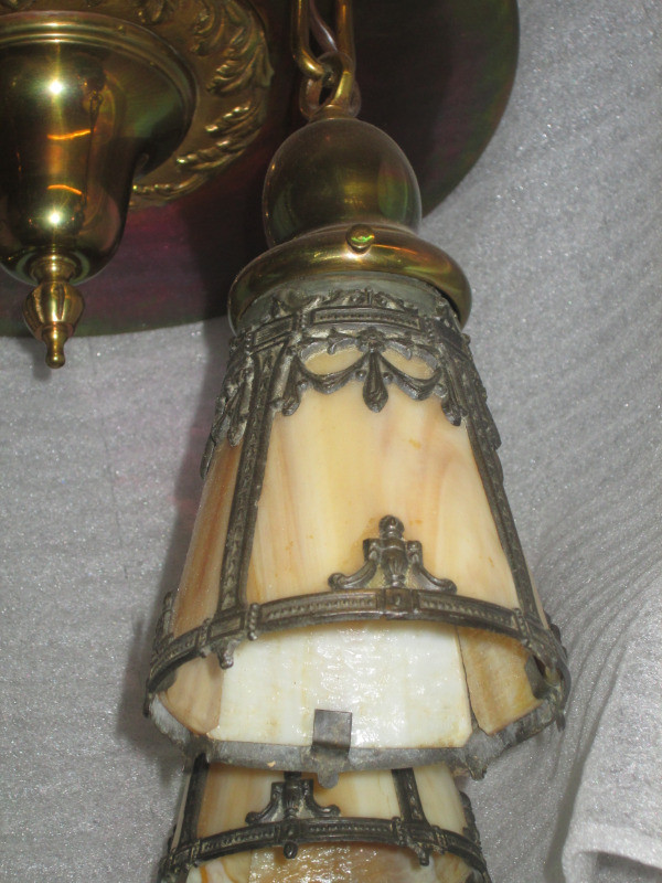 antique brass chandelier in Indoor Lighting & Fans in Hamilton - Image 2