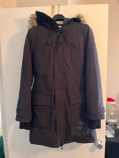 Golden by TNA Bankroft Parka Warm winter coat with faux fur hood Size Small Slightly used - only wor...