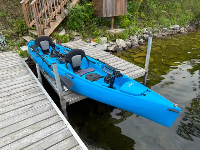 2 person Hobie Mirage Oasis pedal kayak with 2 pedal drives, in Fishing, Camping & Outdoors in Kingston - Image 3