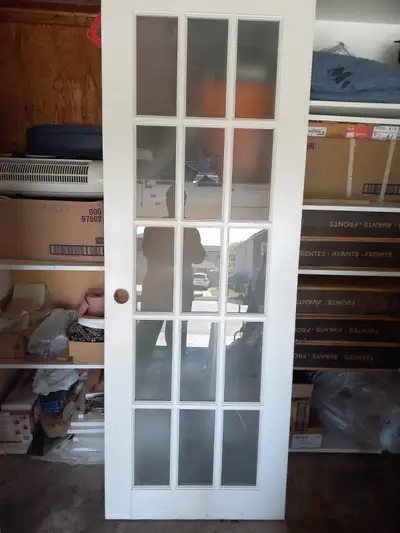 I have 2 doors 28 x 80, 1 door 28 x 77 glass door , 2 folded doors 24x 79, 36 x 79, 1 solid wood 5 p...