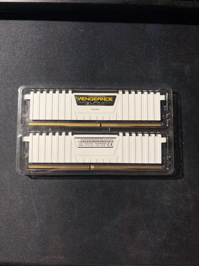 16GB DR4 RAM 3200mHz