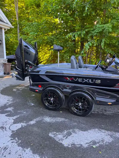 2025 Vexus VXS20 2025 Suzuki 250 Stealth 4 stroke - Suzuki warranty through 11/2029 - 138hours - (4)...