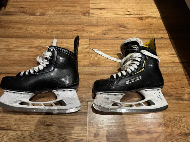 Bauer Supreme S29 Skates in Hockey in Markham / York Region - Image 3