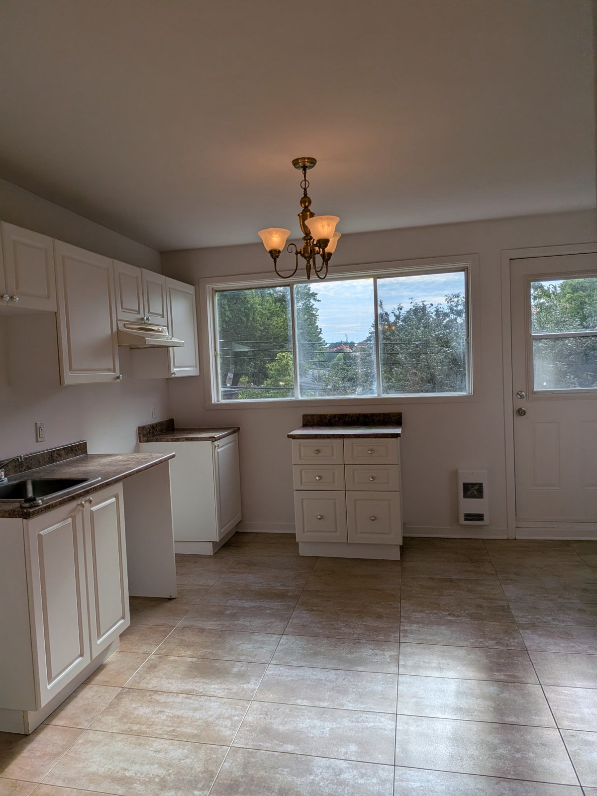 12525 Rue Victoria — photo 1