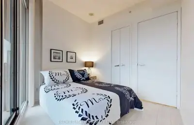 Private Room – Downtown Toronto, Move-In ASAP, $900 + Utility