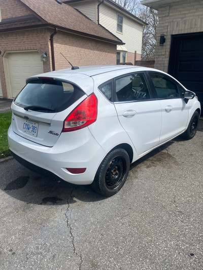 2011 ford fiesta 