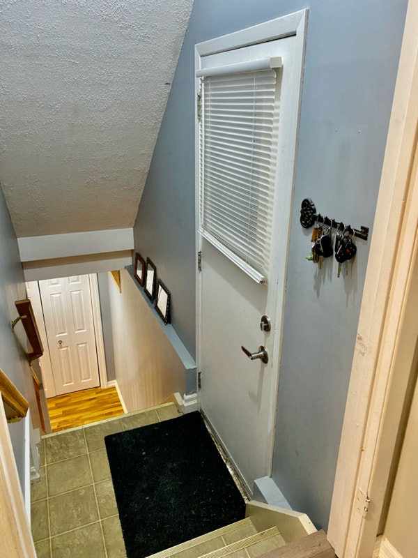 Open concept Bachelor Basement Apartment Long Term Rentals Kitchener / Waterloo Kijiji