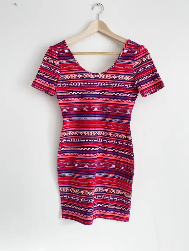 Pink Dress in Women's - Dresses & Skirts in Kitchener / Waterloo - Image 3