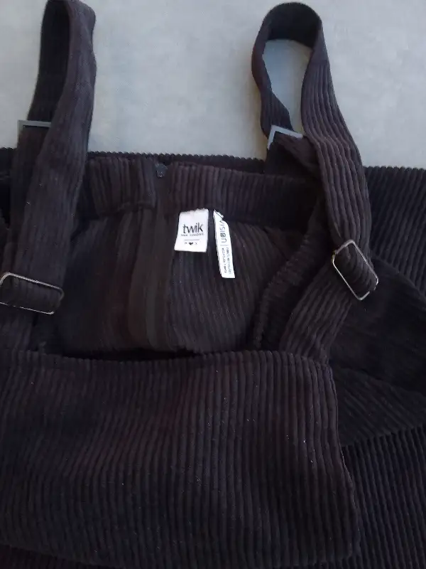 Salopettes longue et courte jupe grandeur small in Women's - Dresses & Skirts in Québec City - Image 4