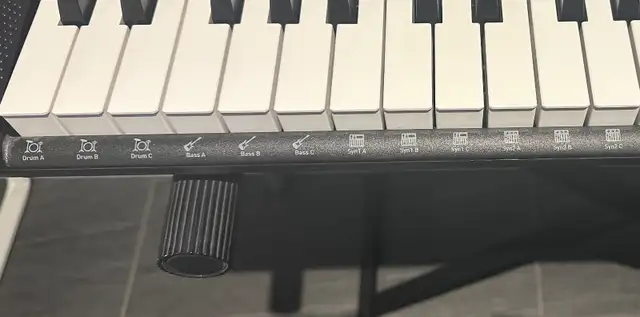 Clavier Casio in Pianos & Keyboards in Sherbrooke - Image 8