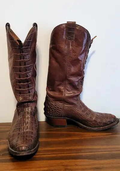 These boots are the real deal. Custom made by Alberta Boot Company, made in Calgary. Size is 8D. All...