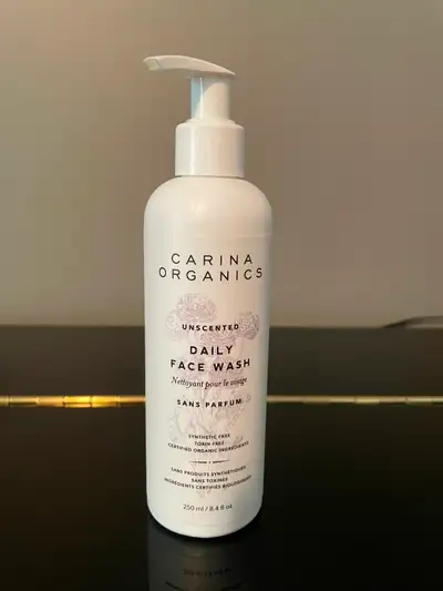 Nettoyant visage Carina Organics, View more