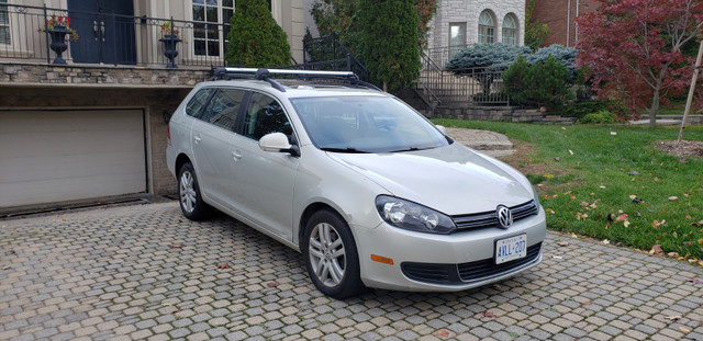 2011 Golf wagon in Cars & Trucks in City of Toronto - Image 3