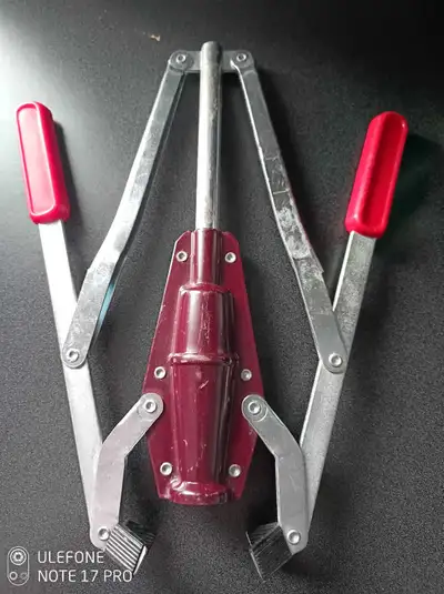 Wine/Bottle Corker, View more